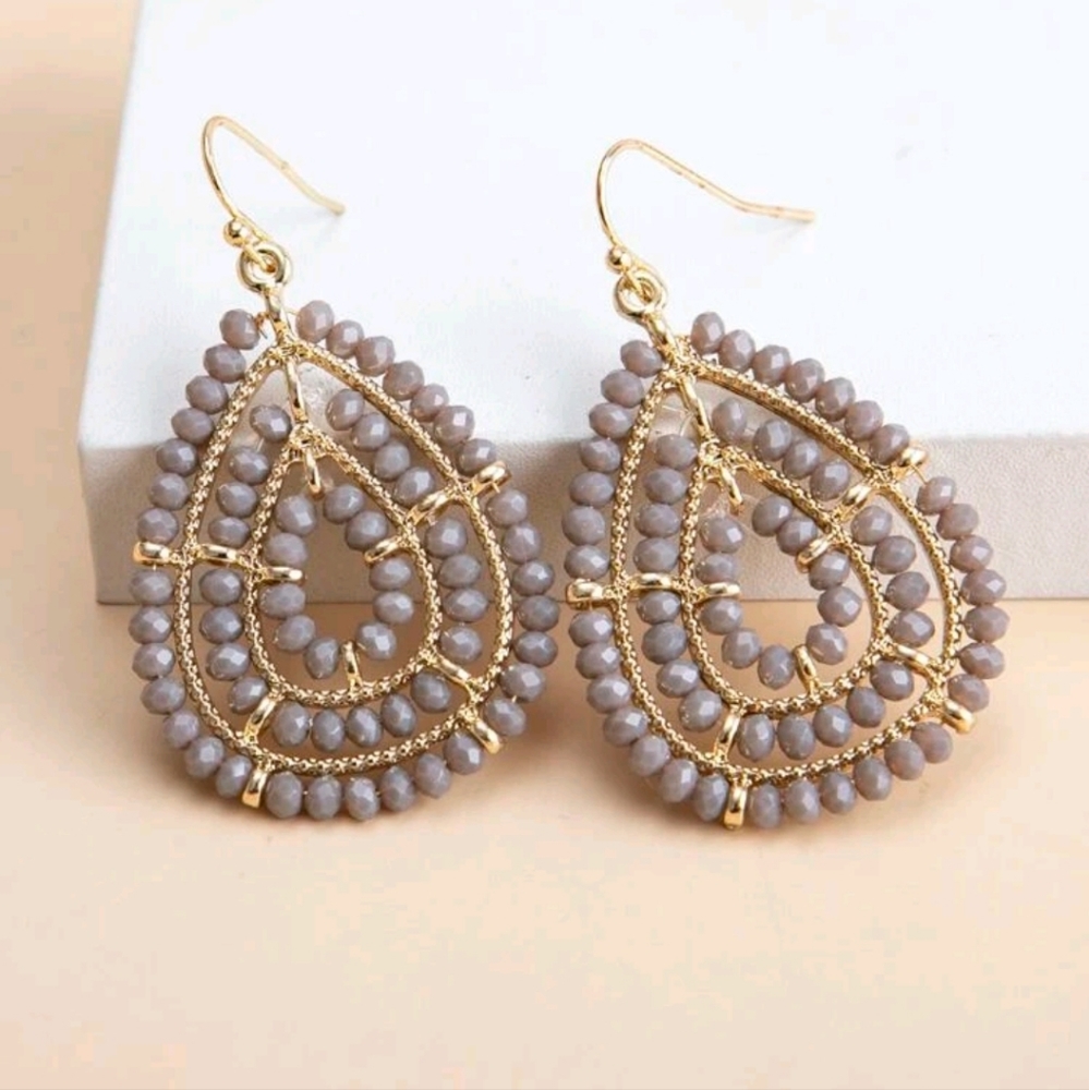 ⭐️NEW beaded taupe crystal water drop earrings
